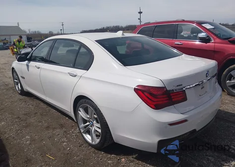 2013 BMW 740Li xDrive z USA, uszkodzony, nr VIN WBAYF4C5XDD127995